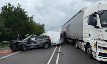 Meppen – Schwerer Unfall nach missglückten Wendemanöver auf B402