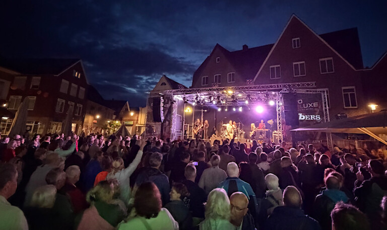Summer City Open Air und Kinderfest begeistern tausende Besucher in Meppen