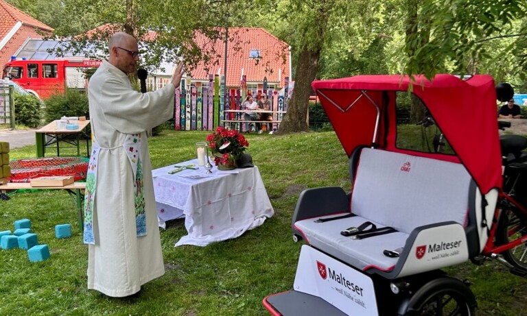 „Wir sind startklar“: Malteser-Rikscha startet kostenloses Fahrtenangebot in Papenburg