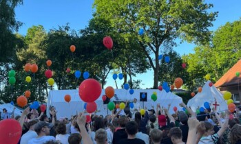 Pfingstzeltlager der Kirchengemeinde St. Maria zum Frieden begeistert über 190 Teilnehmer in Esterwegen