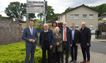 Lingen – Sauerbruchstraße wird zur Julius-Moses-Straße – Feierliche Enthüllung würdigt Arzt, Sozialreformer und Demokraten