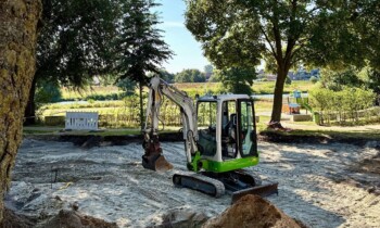 Neues Ausflugsziel an der Ems: Garten- und Landschaftsbauarbeiten für Gastronomie-Container gestartet