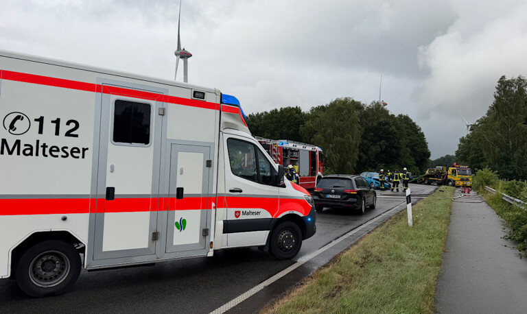 Dörpen – Zwei Verletzte bei Frontalzusammenstoß auf B401