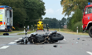 Haren – Drei Verletze nach Kollision zwischen Pkw und Motorrad