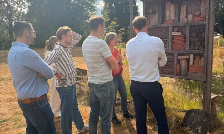 CDU, JU und Jens Hofschröer besuchen Naturgarten des NABU in Lingen