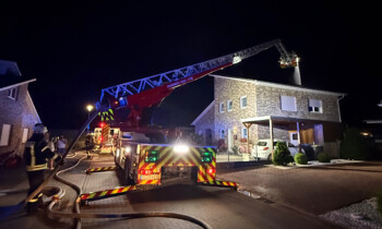 Sögel – Terrassenbrand greift auf Dachstuhl über