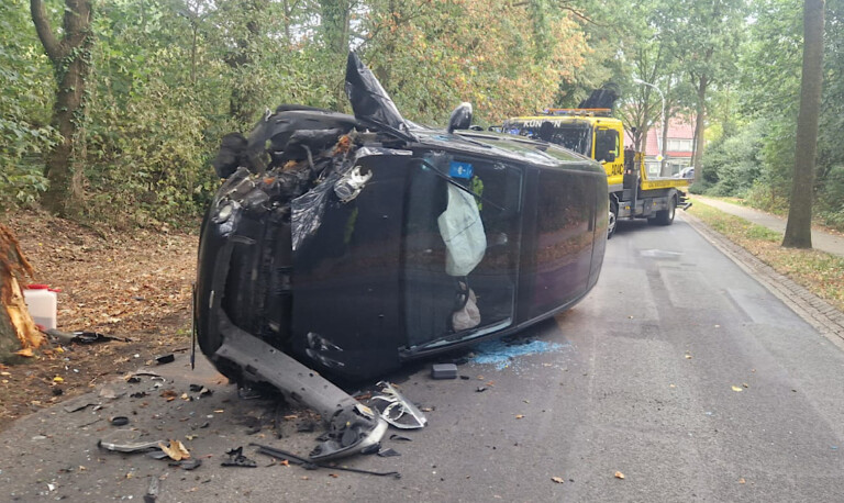 Meppen – 44-Jähriger prallt in Bokeloh gegen Baum
