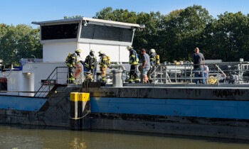 Geeste – Schiffsbrand auf dem Dortmund-Ems-Kanal – Feuer im Motorraum