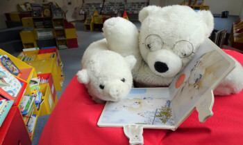 Bilderbuchkino – Stadtbibliothek Lingen lädt Kinder zum Vorlesen und Basteln ein