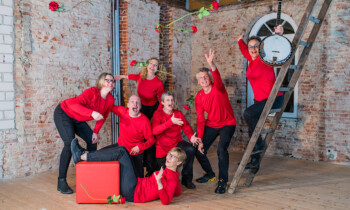 Rasante Achterbahnfahrt der Impro-Gefühle – „Platt up Zack“ in der Nordhorner Kornmühle